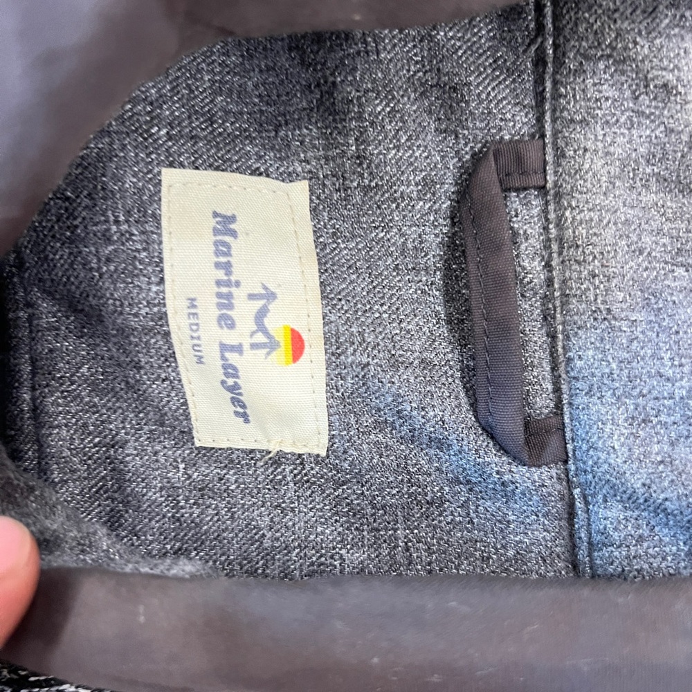 Marine Layer Men's herringbone Shacket (shirt jacket) Medium